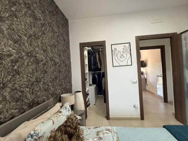 Appartamento in vendita a Napoli NA
