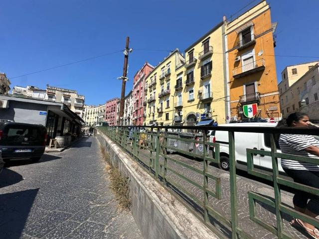 Appartamento in vendita a Napoli NA