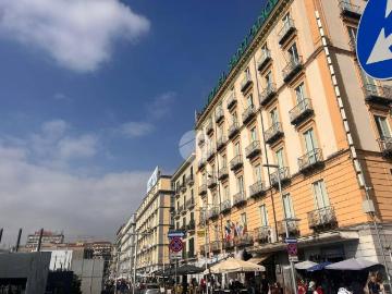 Appartamento in vendita a Napoli NA