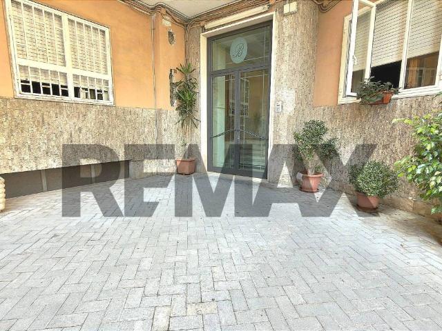 Appartamento in vendita a Napoli NA