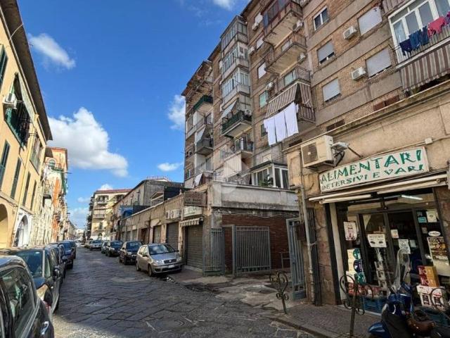 Appartamento in vendita a Napoli NA