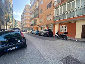 Appartamento in vendita a Napoli NA