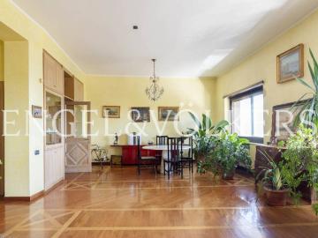 Appartamento in vendita a Napoli NA