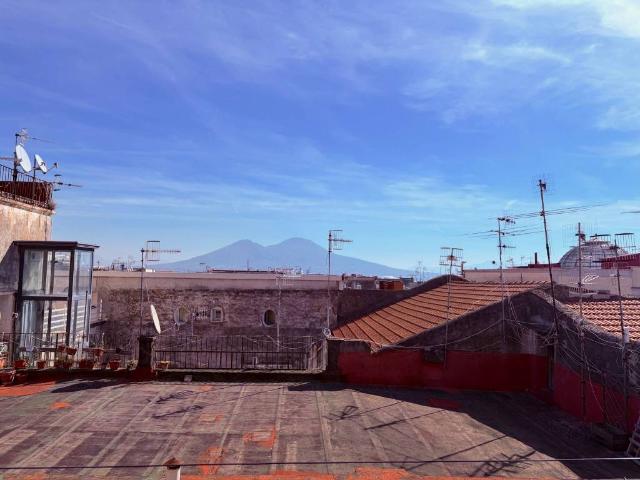 Appartamento in vendita a Napoli NA