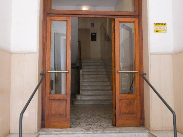 Appartamento in vendita a Napoli NA