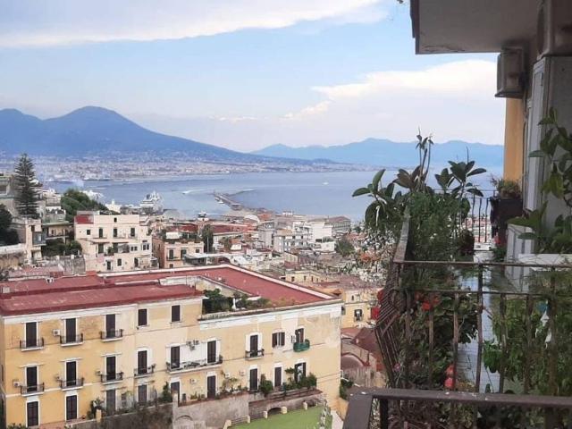 Appartamento in vendita a Napoli NA