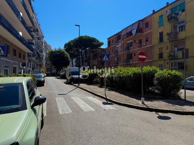 Appartamento in vendita a Napoli NA