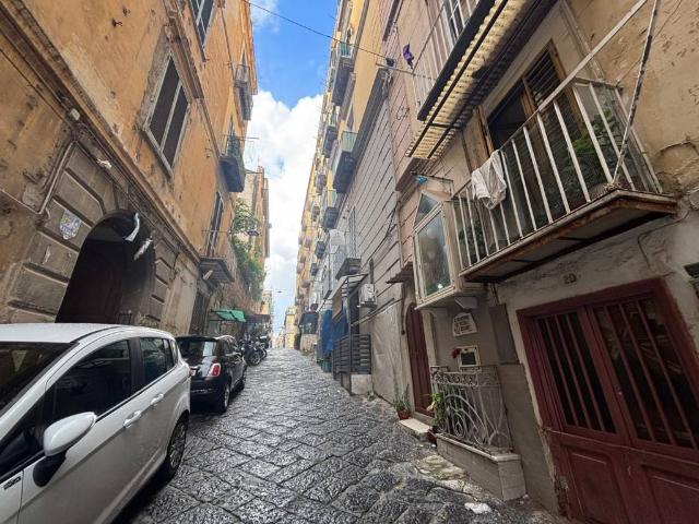 Appartamento in vendita a Napoli NA