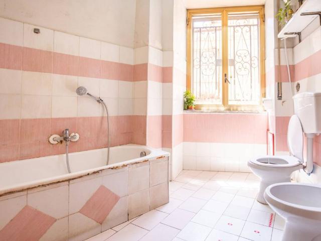 Appartamento in vendita a Napoli NA