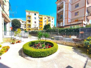 Appartamento in vendita a Napoli NA