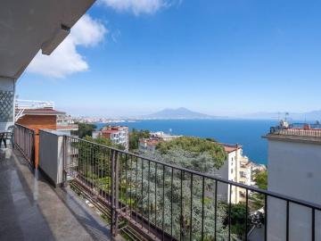Appartamento in vendita a Napoli NA