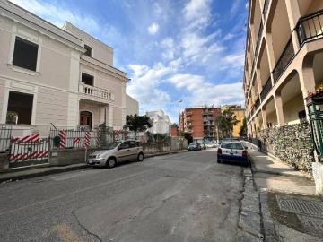 Appartamento in vendita a Napoli NA