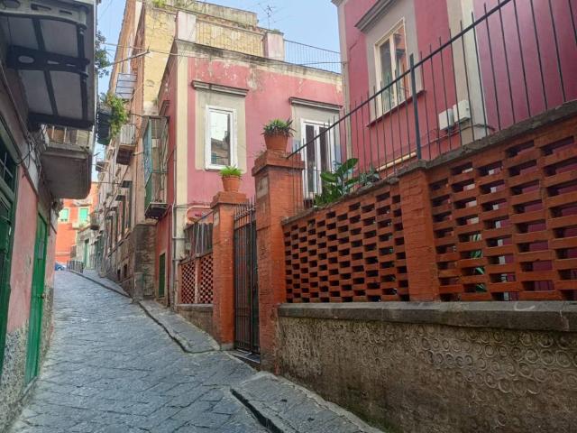 Appartamento in vendita a Napoli NA