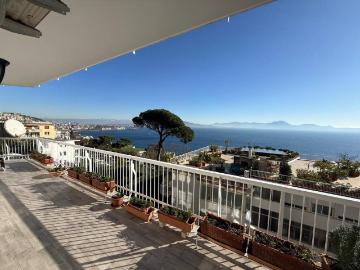 Appartamento in vendita a Napoli NA