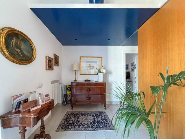 Appartamento in vendita a Napoli NA