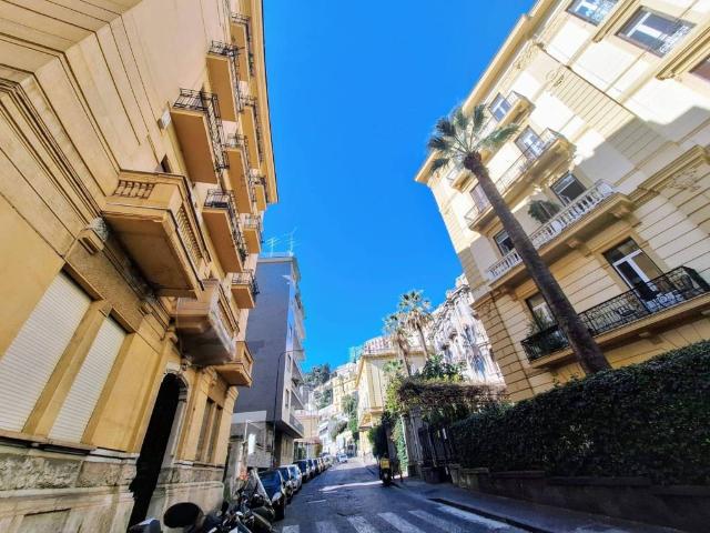 Appartamento in vendita a Napoli NA