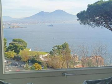Appartamento in vendita a Napoli NA