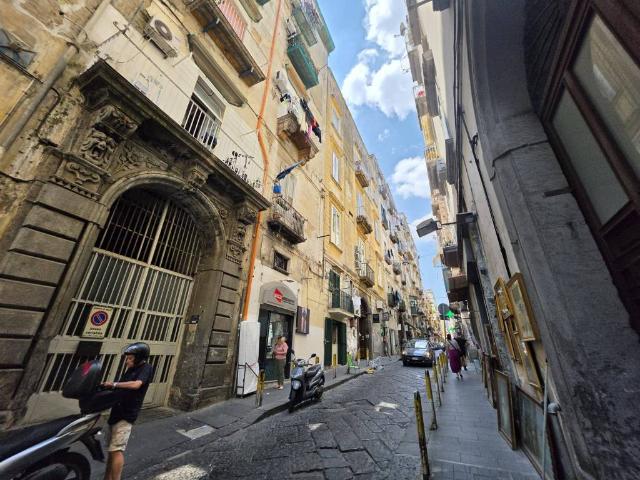 Appartamento in vendita a Napoli NA