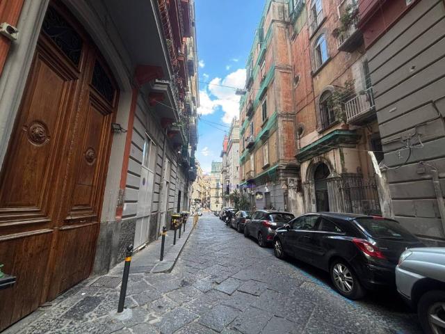 Appartamento in vendita a Napoli NA