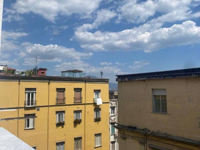 Appartamento in vendita a Napoli NA