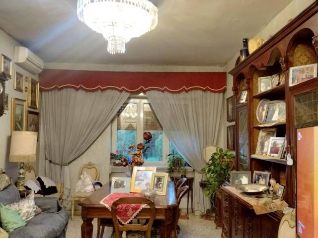 Appartamento in vendita a Napoli NA