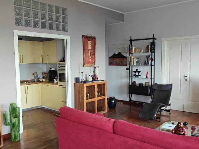 Appartamento in vendita a Napoli NA