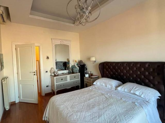 Appartamento in vendita a Napoli NA