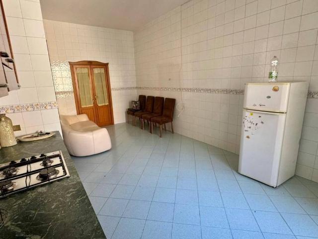 Appartamento in vendita a Napoli NA