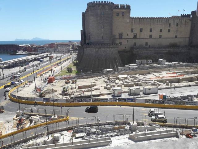 Appartamento in vendita a Napoli NA