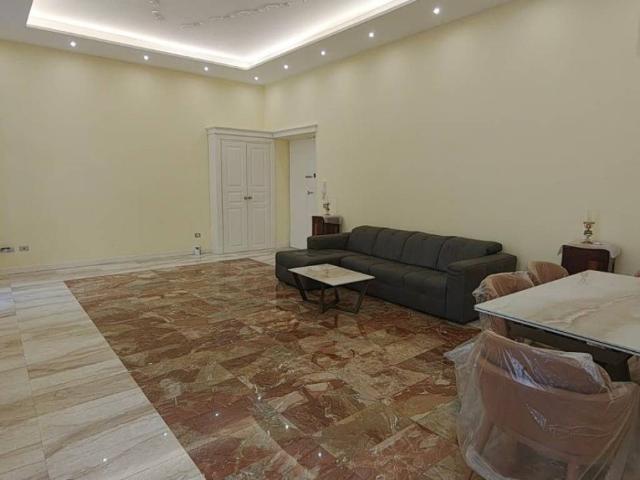 Appartamento in vendita a Napoli NA