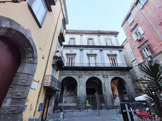 Appartamento in vendita a Napoli NA