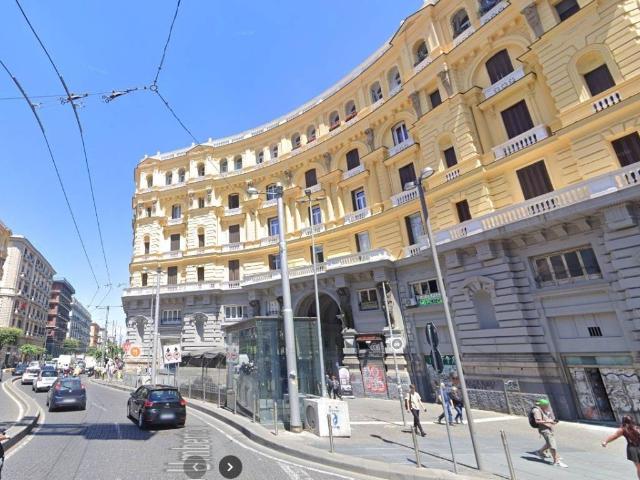 Appartamento in vendita a Napoli NA