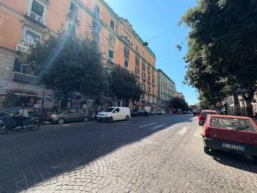 Appartamento in vendita a Napoli NA