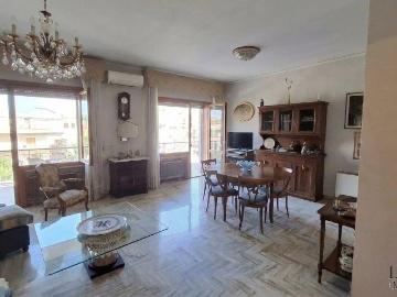 Appartamento in vendita a Napoli NA