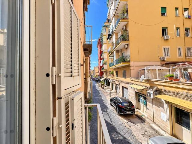 Appartamento in vendita a Napoli NA