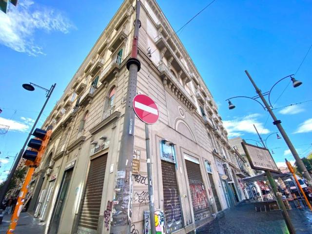 Appartamento in vendita a Napoli NA