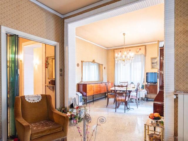 Appartamento in vendita a Napoli NA