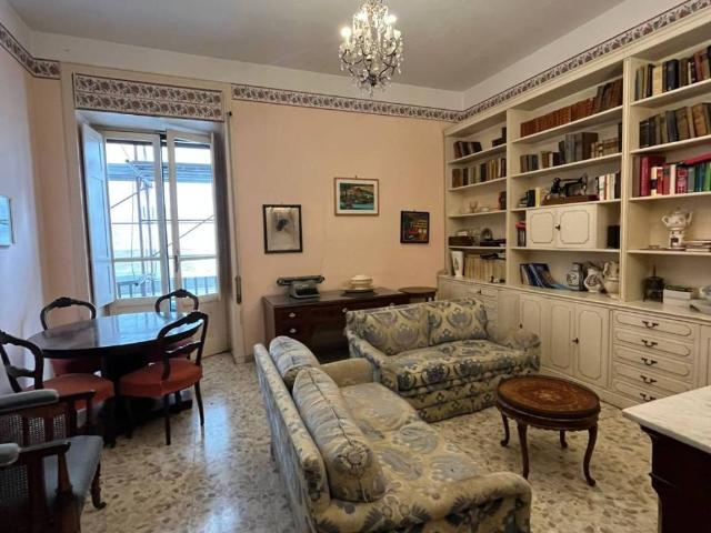 Appartamento in vendita a Napoli NA