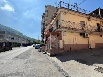Appartamento in vendita a Napoli NA