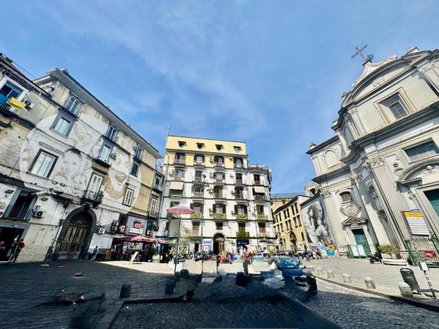 Appartamento in vendita a Napoli NA