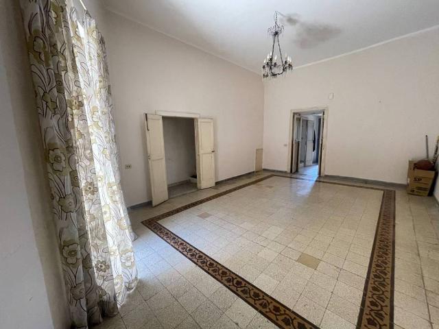 Appartamento in vendita a Napoli NA