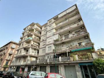 Appartamento in vendita a Napoli NA