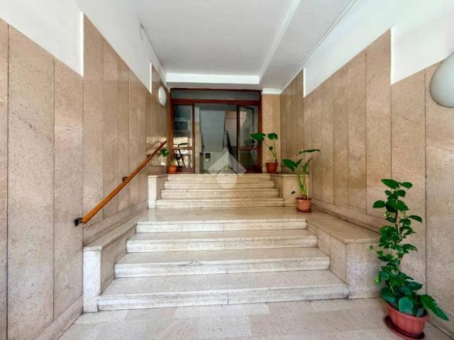 Appartamento in vendita a Napoli NA