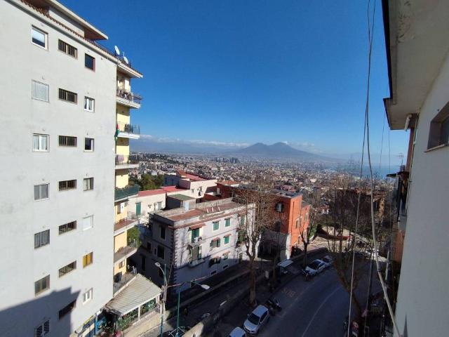 Appartamento in vendita a Napoli NA