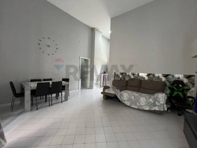Appartamento in vendita a Napoli NA