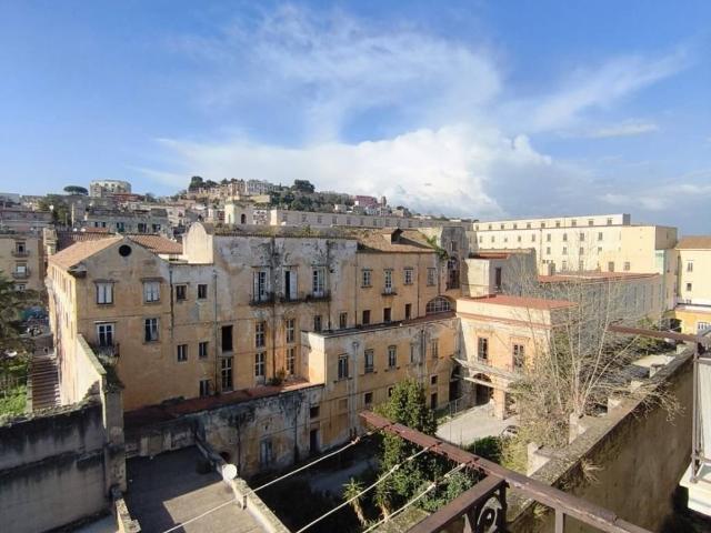 Appartamento in vendita a Napoli NA
