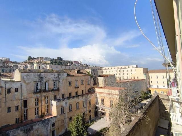 Appartamento in vendita a Napoli NA