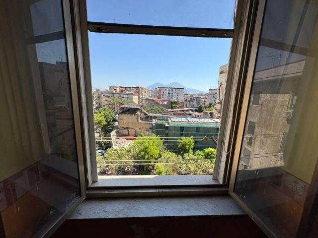 Appartamento in vendita a Napoli NA