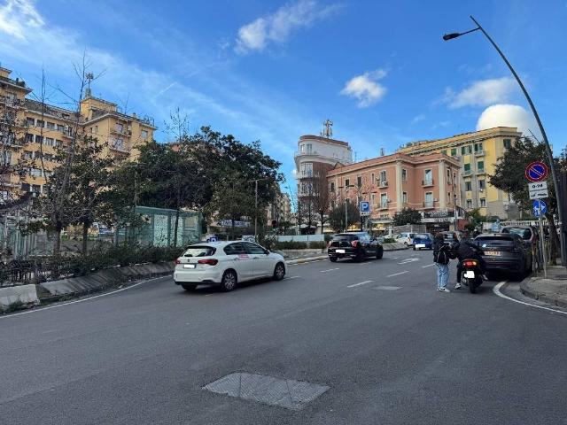 Appartamento in vendita a Napoli NA