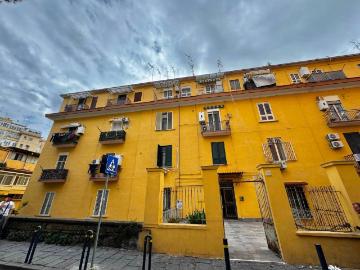 Appartamento in vendita a Napoli NA